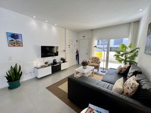 TV