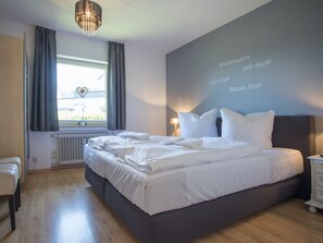 Apartment | 2 Schlafzimmer, individuell eingerichtet, Bettwäsche