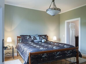 獨棟房屋 | 2 間臥室、布置獨特、熨斗/熨衣板