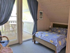 Rumah | 3 kamar tidur dan dilengkapi dengan perabotan berbeda-beda