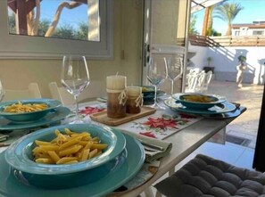 Villa, 3 Bedrooms, Smoking, Private Pool | Dining