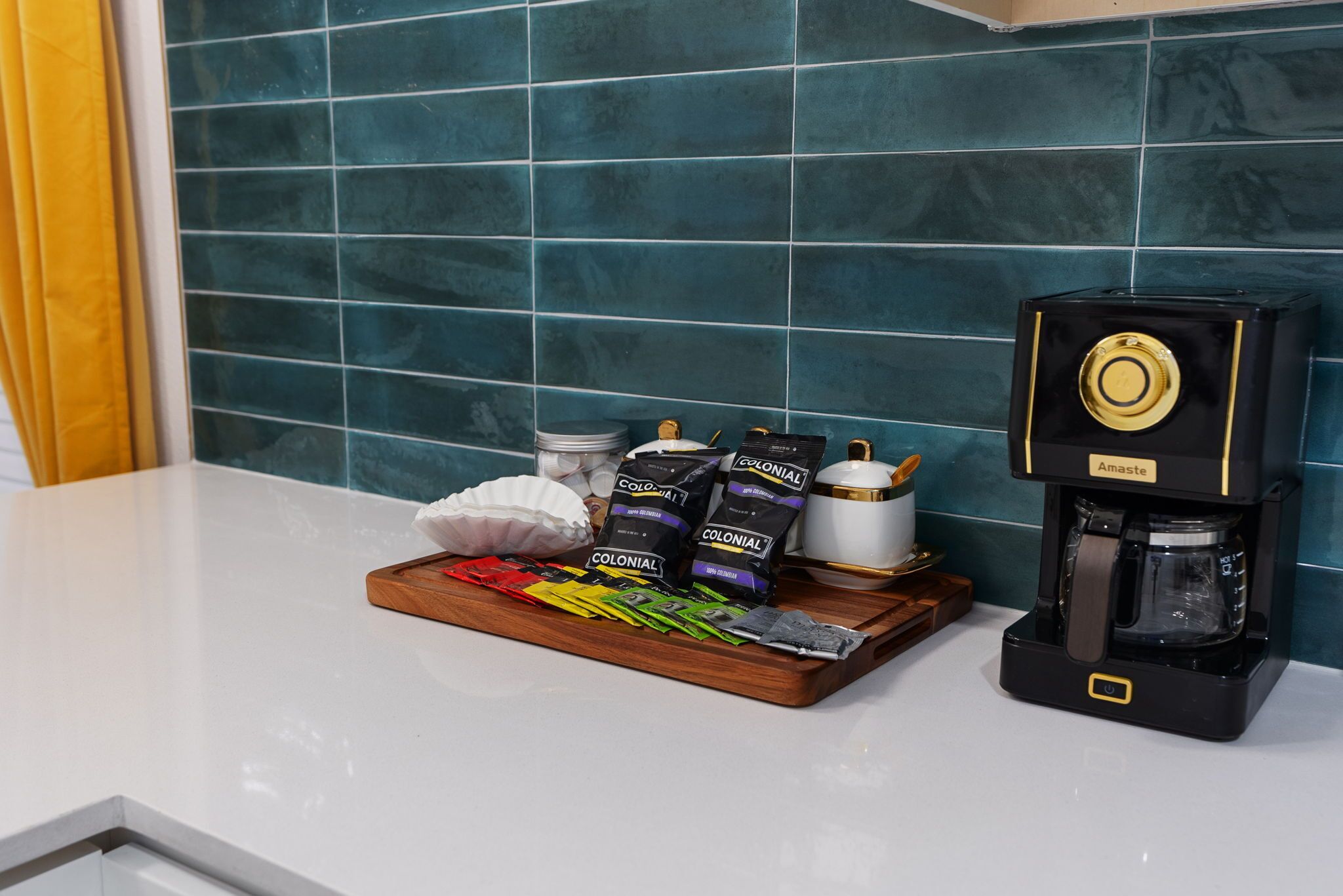 กาต้มน้ำไฟฟ้า