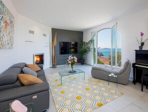 House | Living room - Spacious Holiday Home With Sea-view (Dubrovnik)