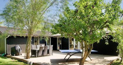 6 Person Holiday Home in Grevinge