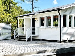 House | Exterior - 4 Star Holiday Home in Uddevalla (Uddevalla)
