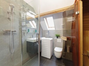 House | Bathroom