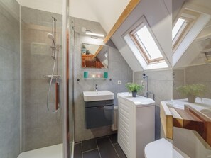 House | Bathroom