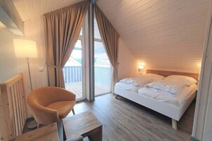 3 habitaciones y muebles diferentes 