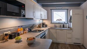 Ảnh chưa phân loại, 3 trong số 23 ảnh, nút