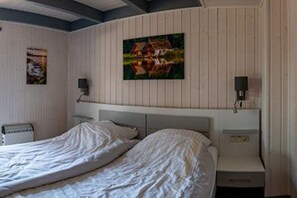 4 bedrooms, individually furnished - Skandinavisches Ferienhaus in Mirow (Mirow)