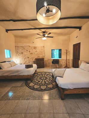 1 bedroom, WiFi, bed sheets - Private casita in lush jungle oasis with a/c, pool, gym, fiber wifi and laundry (Akumal)