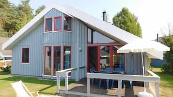 Rumah | Tempat makan outdoor