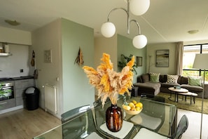 House | Dining - Cosy Holiday Home With Garden (Ewijk)