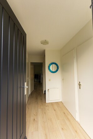 House | Reception - Cosy Holiday Home With Garden (Ewijk)
