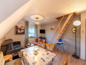 House | Living room - Cosy Holiday Home Yalet in Brilon-wald (Brilon)