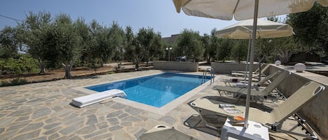 House | Pool