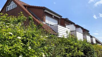 ์ํํธ | ์ธ๊ด