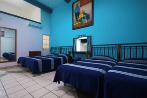 디럭스룸, 침대(여러 개) | 책상, 노트북 작업 공간, 무료 WiFi, 침대 시트