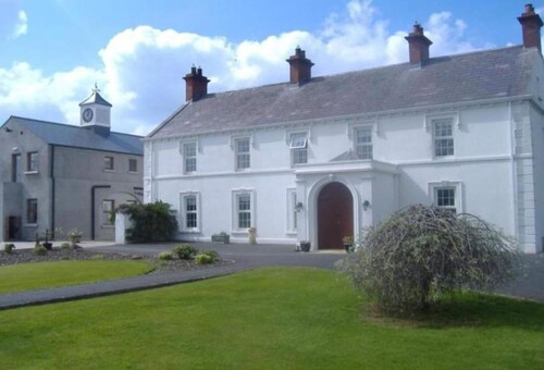 Double Room Ensuite Near Hillsborough Palaces