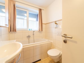 Apartment | Badezimmer