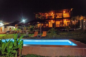 Piscina externa