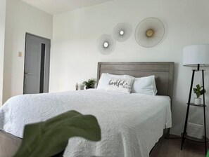 4 Schlafzimmer, Bügeleisen/Bügelbrett, WLAN, Bettwäsche