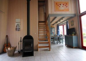 House | Living room - Exklusives Skandinavisches Ferienhaus (Mirow)