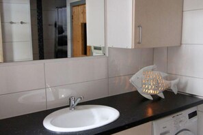 Ferienhaus | Badezimmer