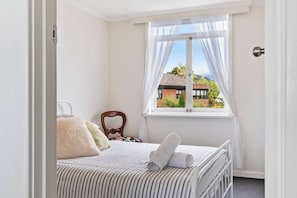 2 bedrooms, iron/ironing board, travel cot, WiFi