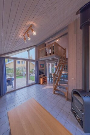 Living room - Exklusives Skandinavisches Ferienhaus (Mirow)