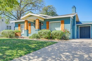 Exterior - Fire Pit & Small-Town Charm: San Angelo Getaway! (San Angelo)