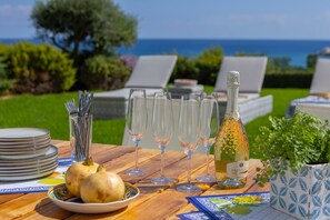 Outdoor dining - Protaras Sirina Paradise Seafront Villa (Protaras)