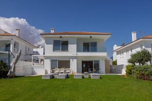 Exterior - Protaras Sirina Paradise Seafront Villa (Protaras)