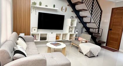 Entire House in San Jose Del Monte with WiFi, 3ACs, Netflix, Parking