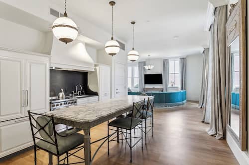 Appartement Prestige | Repas dans la chambre