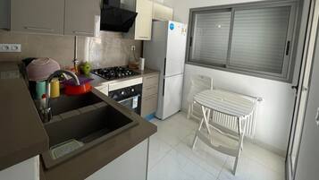 Oven, dishwasher