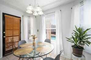 Dining - Air Hockey, Pool, Fireplace, Basketball, & more! (El Paso)