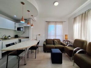 Elite Apartment, 1 Queen Bed | Living room - INNOVA STAY - Vila Olímpia (Sao Paulo)