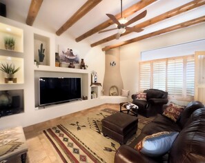 Smart TV, books, stereo