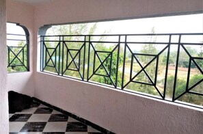 Interior - Roma Stays- Stylish modern two/one bedroom in Busia near Weighbridge (Mombasa)