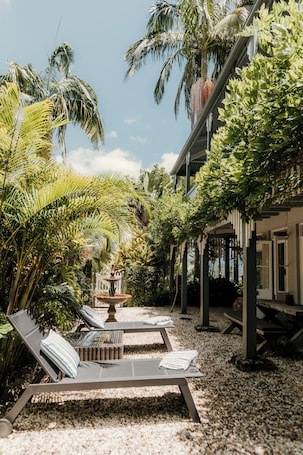 Terrace/patio. The Glenelg Downstairs Residence (2 persons)