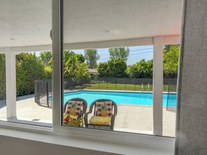 Outdoor pool, pool loungers