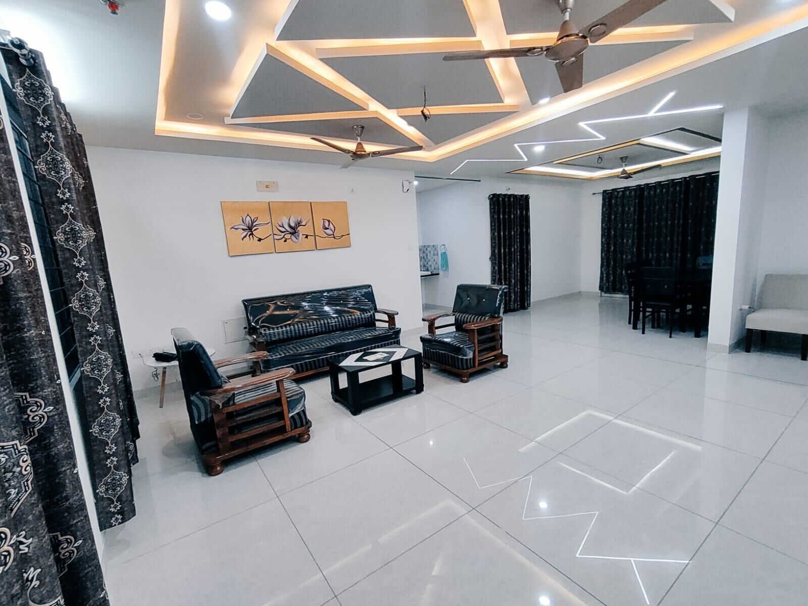 Apartment | Living area | TV