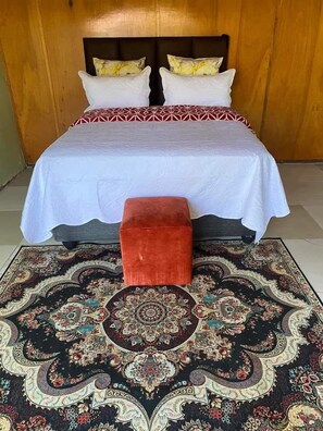 Double Room, Courtyard View | Laptop workspace, iron/ironing board, free WiFi