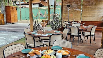 Dagelijks uitgebreid ontbijt inbegrepen