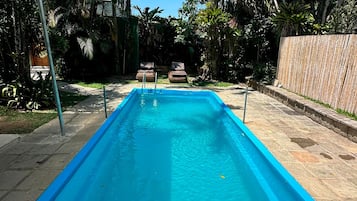 Udendørs pool, parasoller
