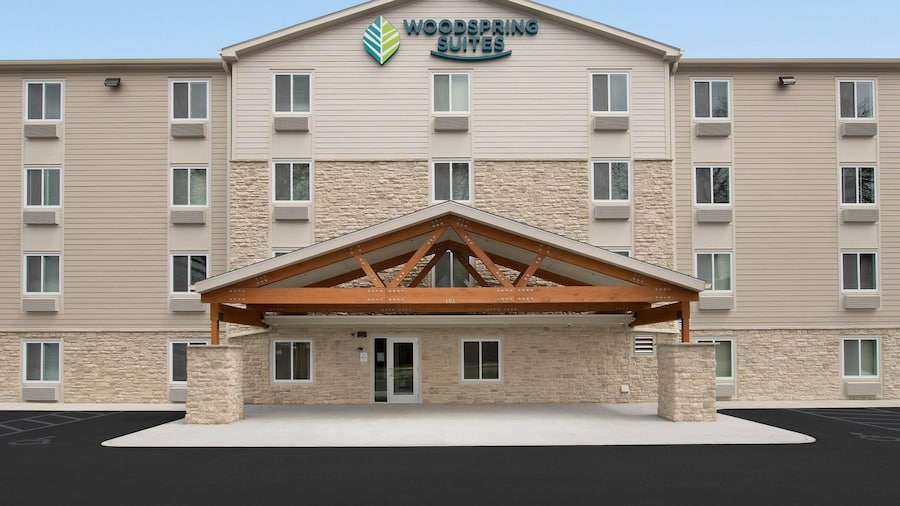 Woodspring Suites Charlotte Airport