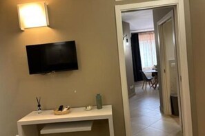 Interior - 2 Bedroom Apartment (Mondello)