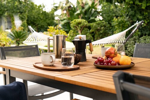 Modern Bungalow in Lush Garden - Aroeira