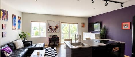 Smart TV, fireplace, printers